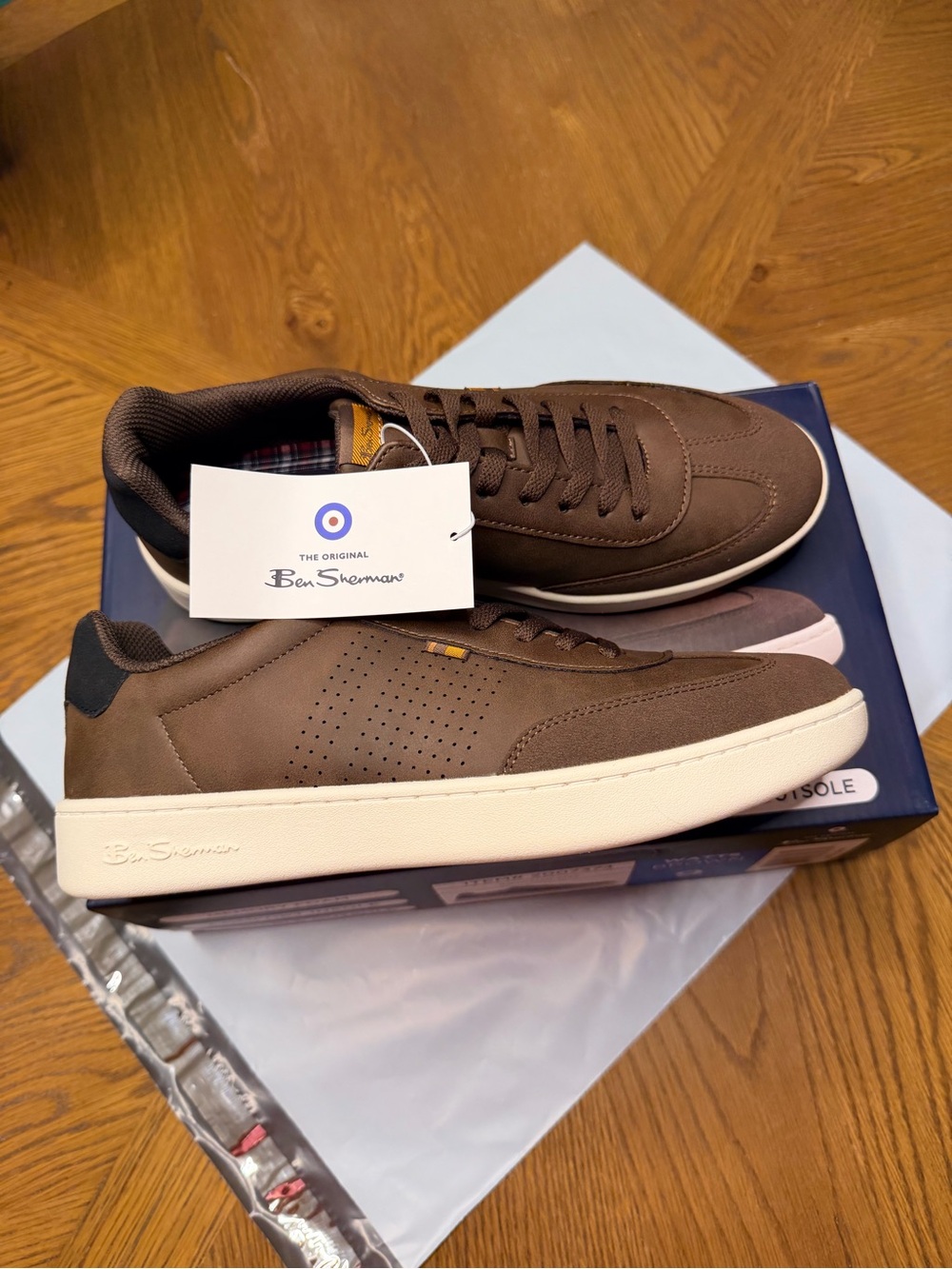 Ben Sherman Brown Low-Top Perforated Sneakers